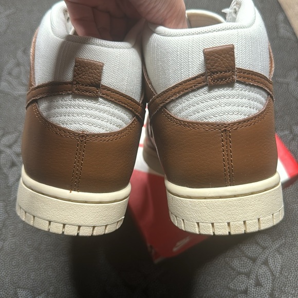 9mens 7.5w Nike dunk retro prm - Picture 6 of 10